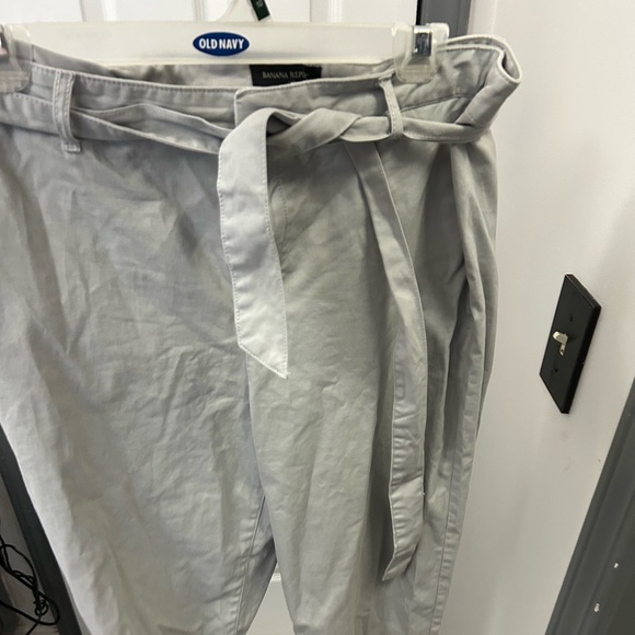 BANANA REPUBLIC tie waist pants. - Picture 1 of 10